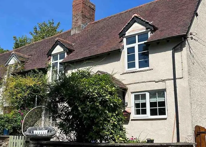 Boutique Country Hideaway \'Jacks Cottage\'